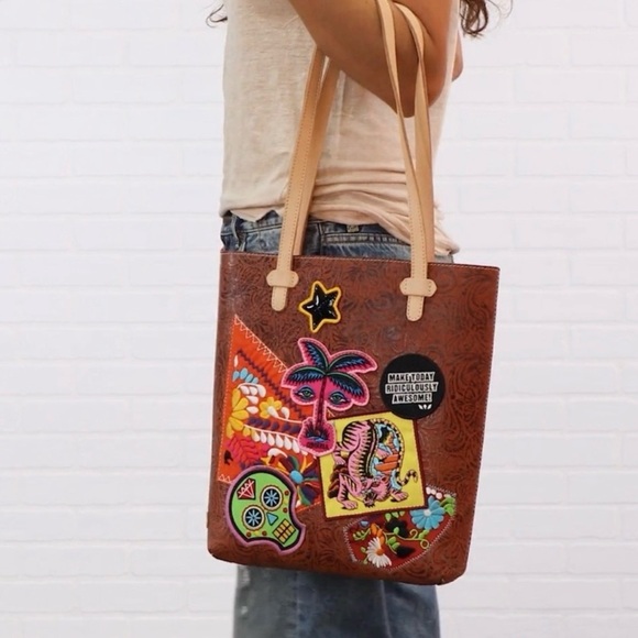 NWT Suzie Everyday Tote Bag by Consuela - Picture 5 of 7